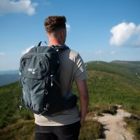 Turistický batoh NILS Camp NC1925 Wayfarer 35L sivý
